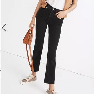 BRAND NEW/ NEVER WORN CALI DEMI BLACK JEANS